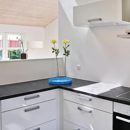 Awesome Home In Aabenraa With Sauna Дом отдыха